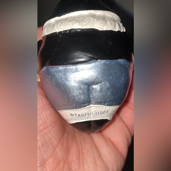 FOCO NFL Oakland Raiders Mini Gnome Ornament & Raiders 3D Stadium Ornament - Picture 13 of 14